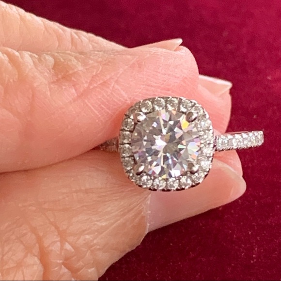 1 Carat Solitaire CZ Ring Size 7 - Picture 5 of 17